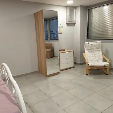 Cozy Near To The Airport * Kouvaras