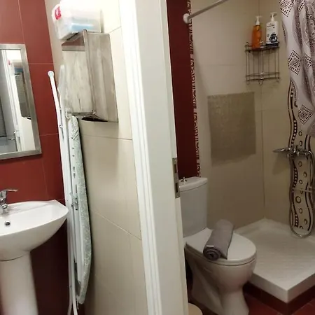 Cozy Near To The Airport Апартаменты *